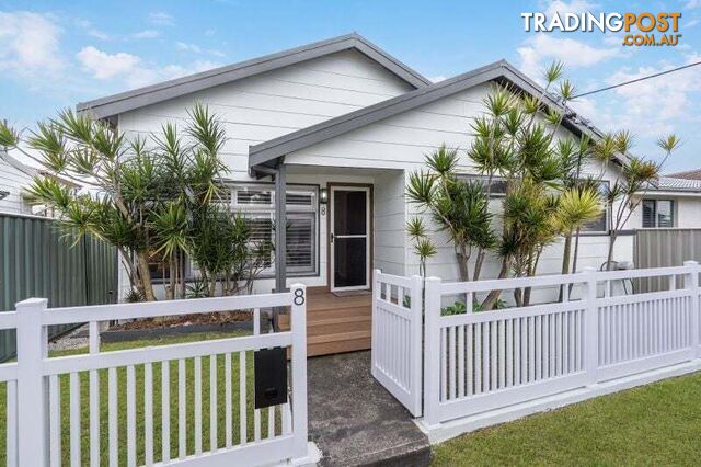 8 Pacific Street Stockton NSW 2295