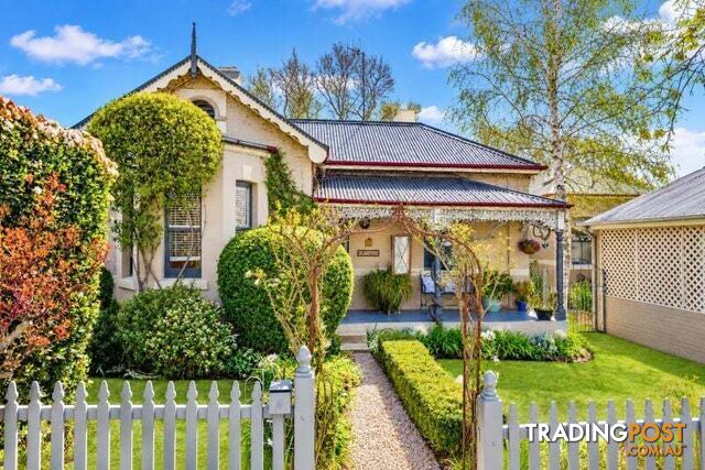 3 Gladstone Street Bathurst NSW 2795