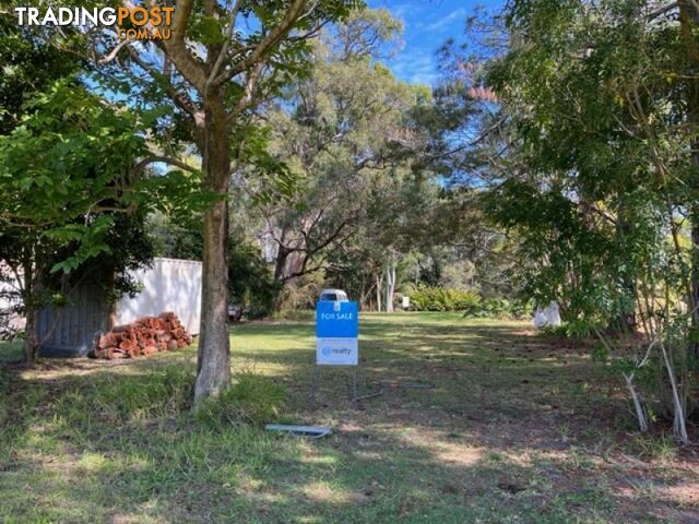 21 Charles Terrace MACLEAY ISLAND QLD 4184