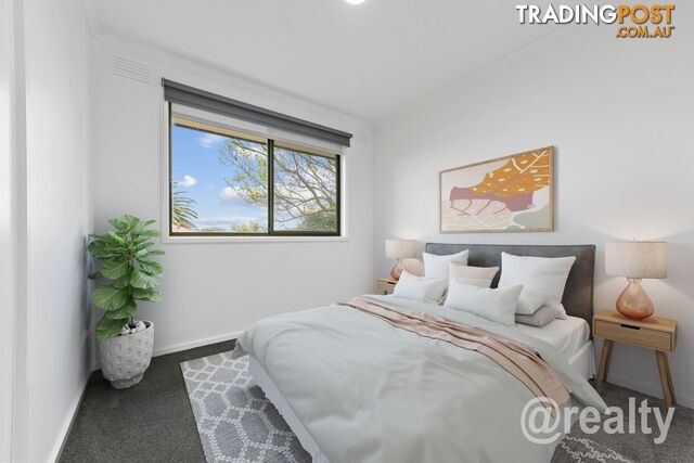 5 Tench Rise Endeavour Hills VIC 3802