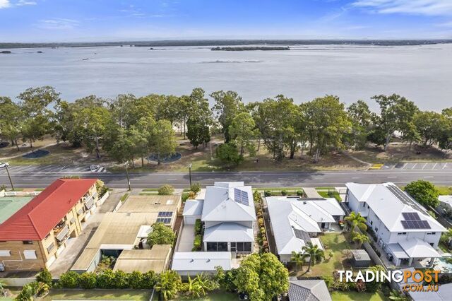 31 Solander Esplanade Banksia Beach QLD 4507