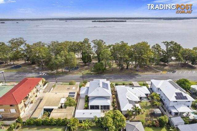 31 Solander Esplanade Banksia Beach QLD 4507