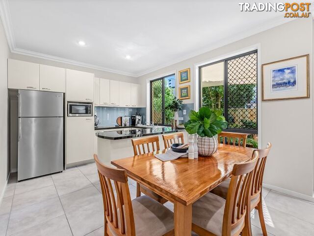 3 58 Greenlaw Street Indooroopilly QLD 4068