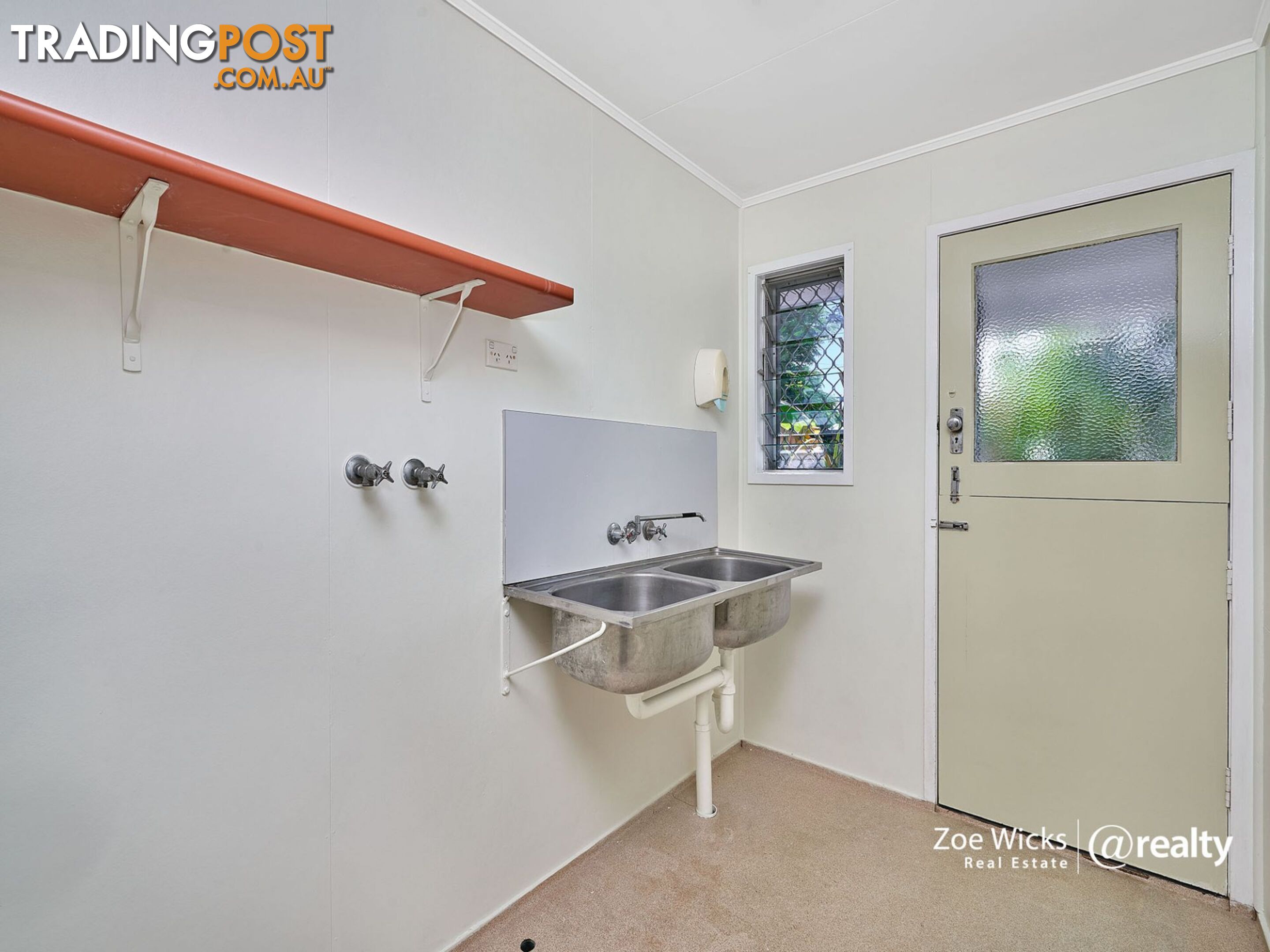 16 Enmore Street Manoora QLD 4870