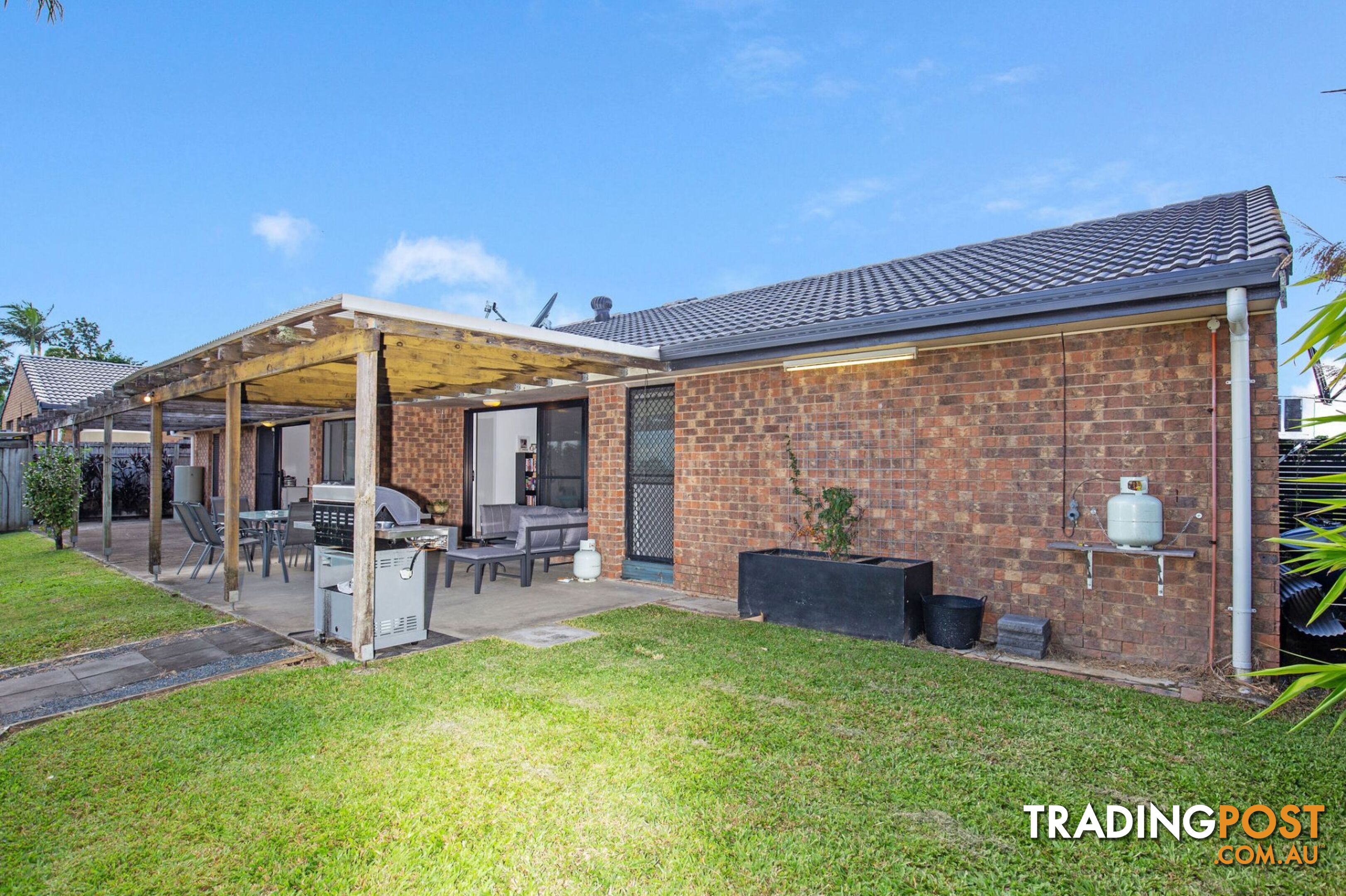 19 McLeod Street Highland Park QLD 4211