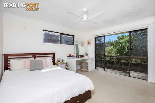 19 McLeod Street Highland Park QLD 4211