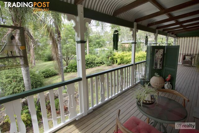 172 Outlook Drive Esk QLD 4312