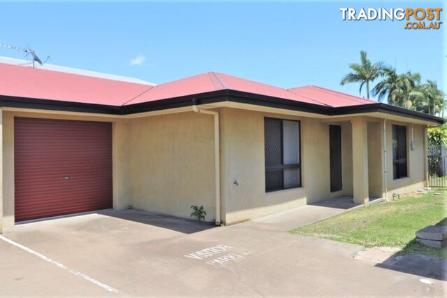 25 Surrey Street Hyde Park QLD 4812