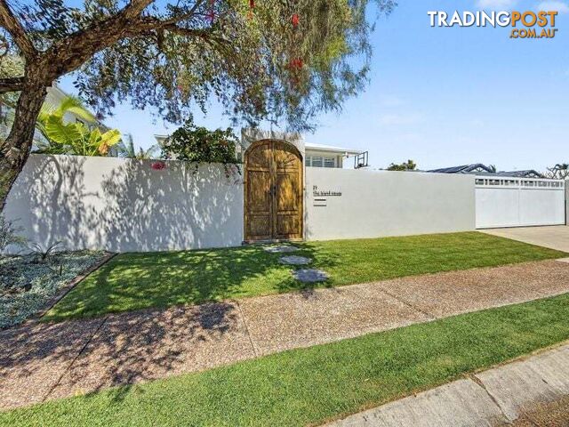 35 Coolibah Street Mudjimba QLD 4564 - photo 2 of 35