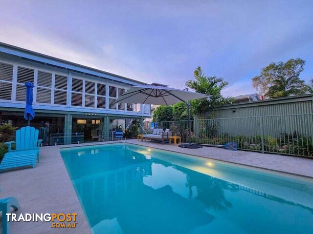 9 Henry Street West End QLD 4810