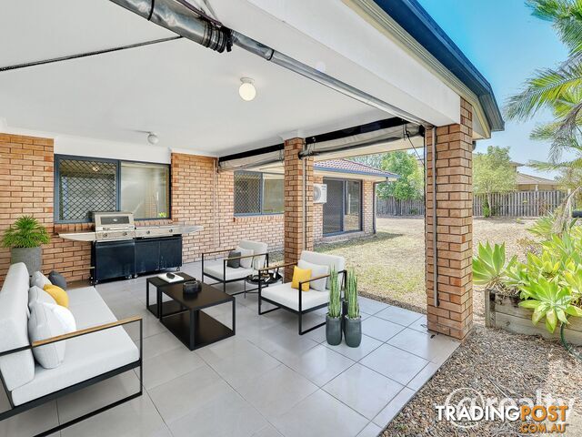 15 Hattah Place Parkinson QLD 4115