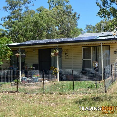 32 Beresford Street Proston QLD 4613