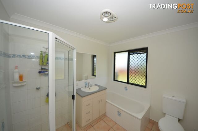 15 Culloden Place Beaconsfield QLD 4740