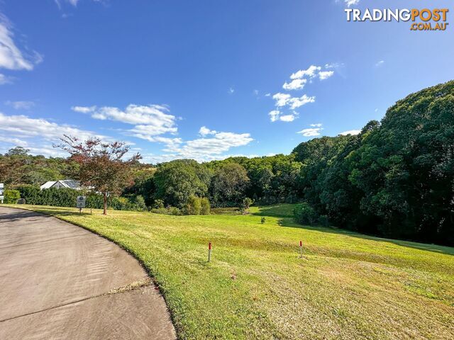 23 Hamptons Place Montville QLD 4560