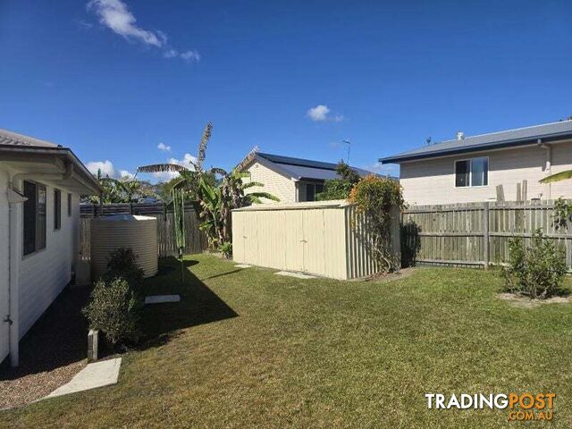 18 Dart Street Tin Can Bay QLD 4580 - photo 5 of 22