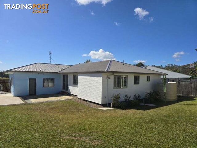 18 Dart Street Tin Can Bay QLD 4580 - photo 4 of 22