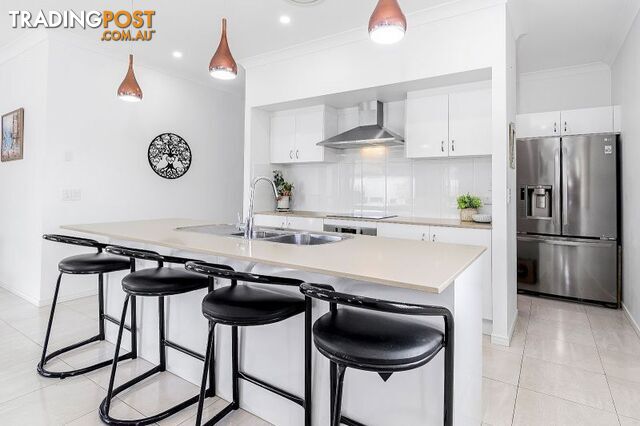 15 SHEARWATER CRESCENT BANKSIA BEACH QLD 4507