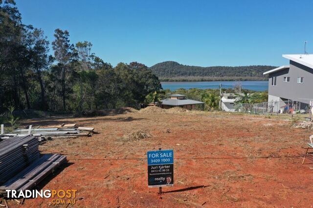 15 Opal Court Russell Island QLD 4184