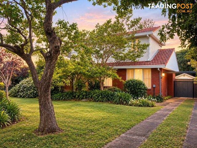 21 MacLeay Street Bradbury NSW 2560
