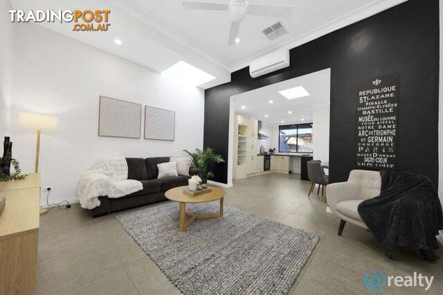 16 Laura Street Brunswick VIC 3056