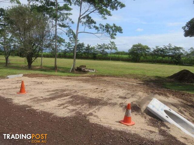 132 River Avenue Innisfail QLD 4860 - photo 4 of 12