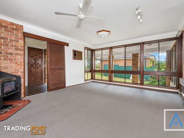 32 Birdsville Crescent LEUMEAH NSW 2560