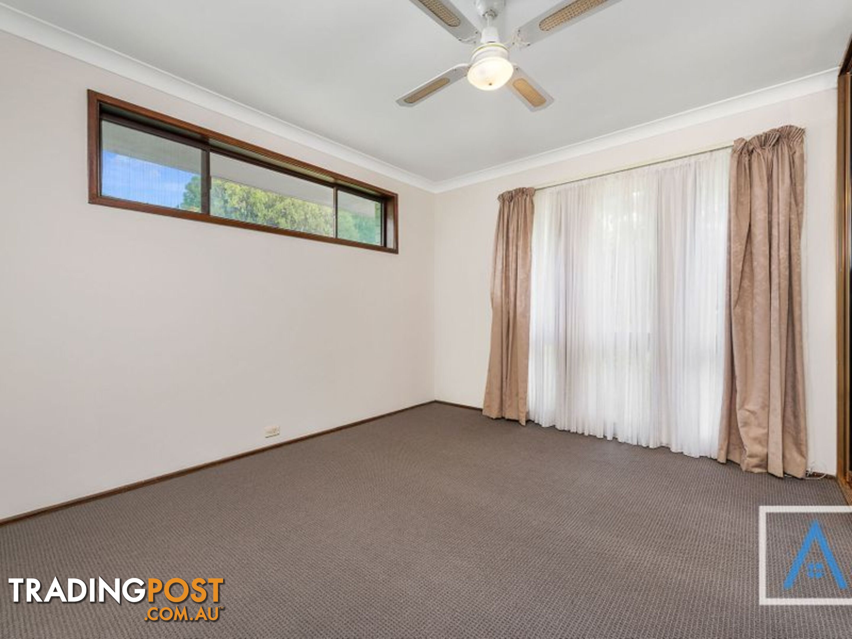 32 Birdsville Crescent LEUMEAH NSW 2560