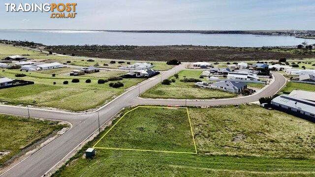 27 Herbert Edwards Drive Streaky Bay SA 5680