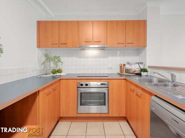 14 38 Vincent Street Indooroopilly QLD 4068 - photo 5 of 23