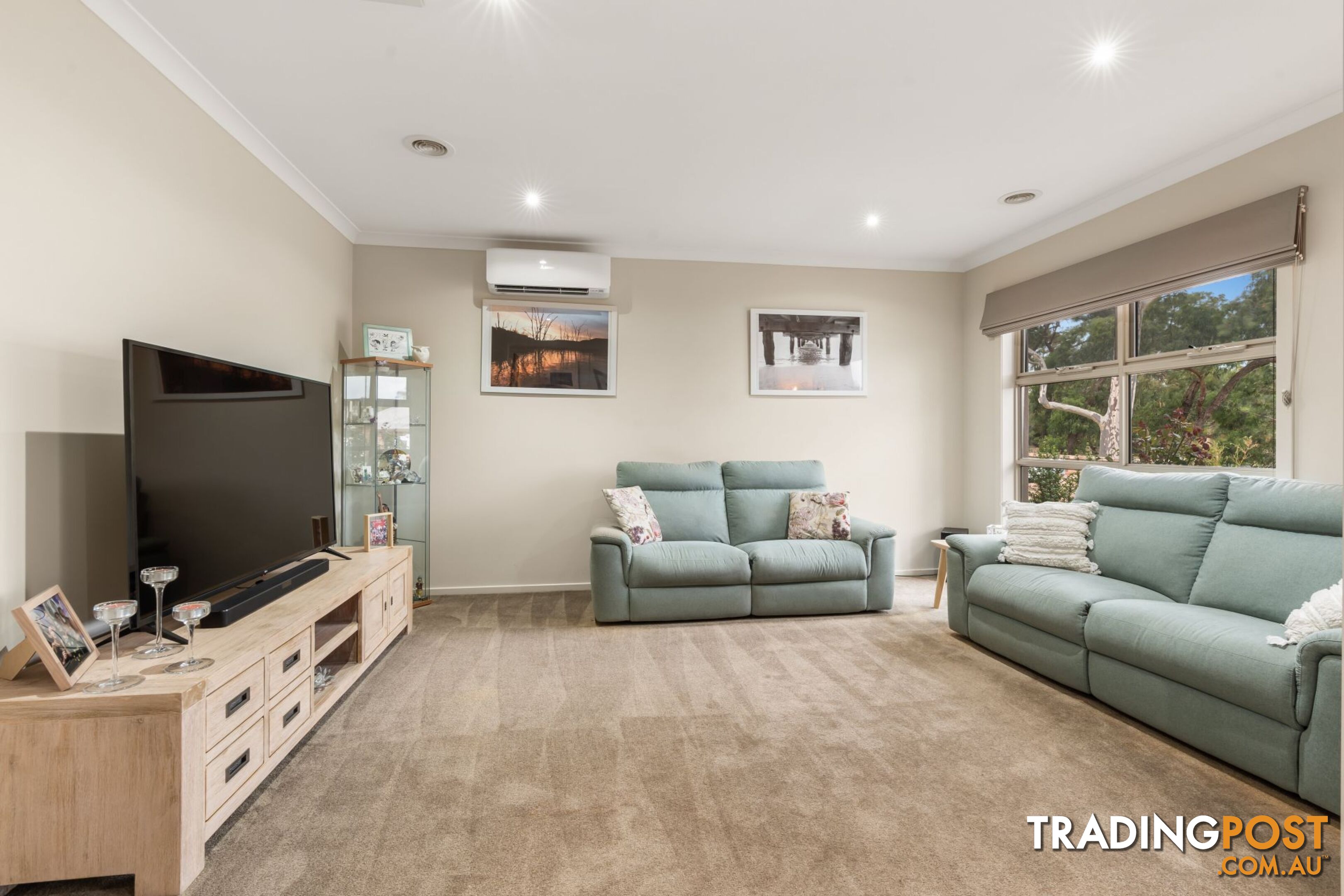 8 Paramu Court Tooradin VIC 3980