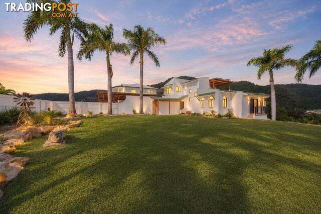 35 Country Road Cannonvale QLD 4802