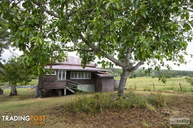 15 Prufert Road Summerholm QLD 4341