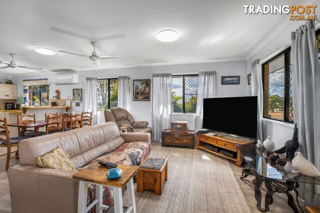 23 Bailey Street Wondai QLD 4606 - photo 4 of 27