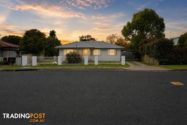 35 Oak Street South Tamworth NSW 2340