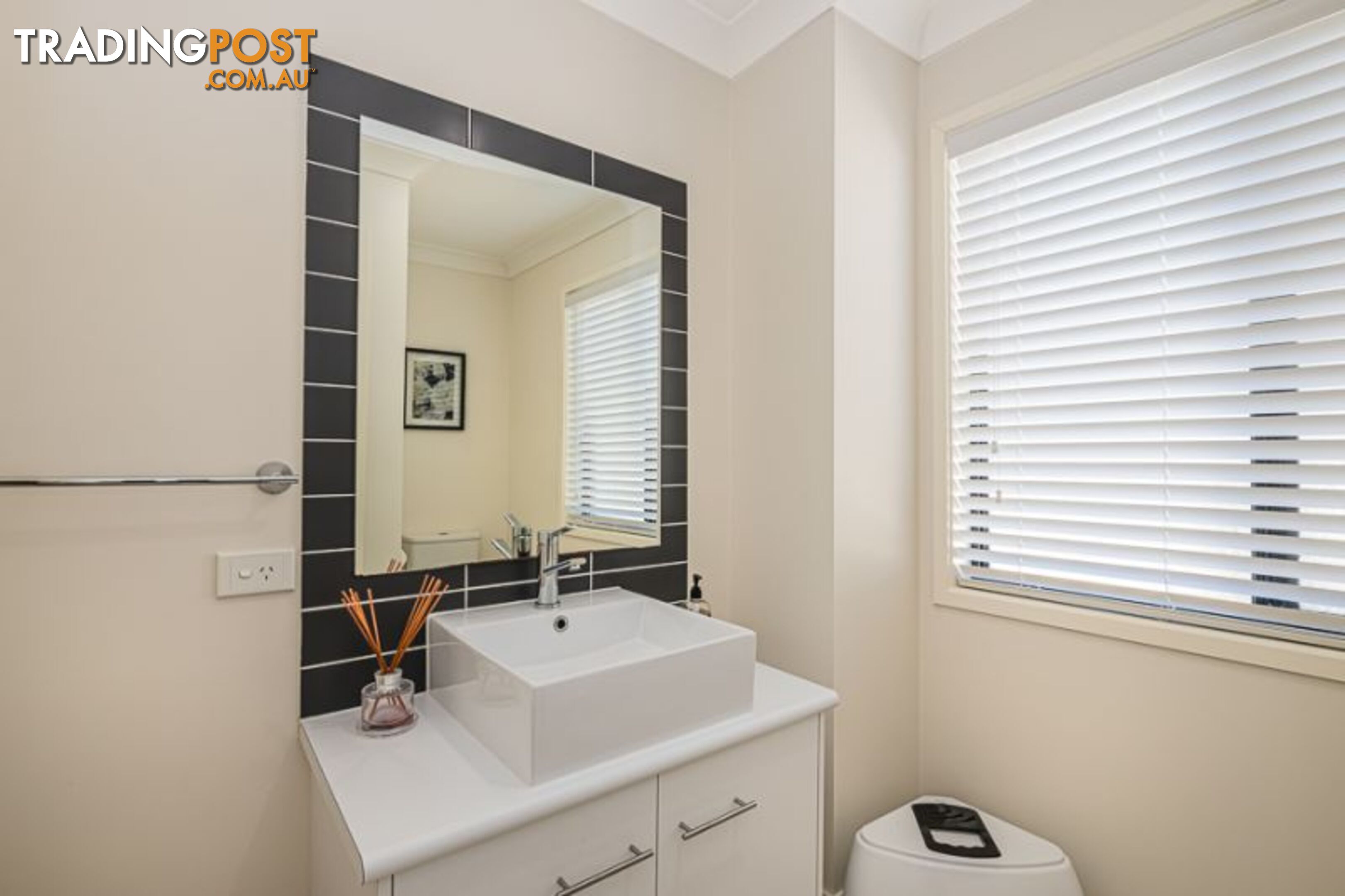 72 Biggs Avenue Beachmere QLD 4510