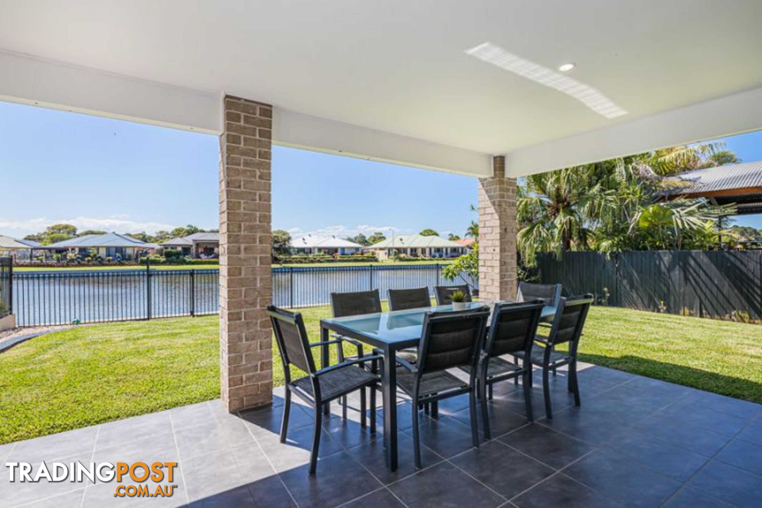 72 Biggs Avenue Beachmere QLD 4510