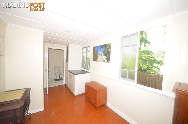 6 Janz Street Slade Point QLD 4740