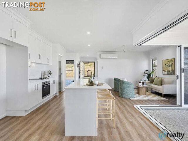14 Burlington Street Lammermoor QLD 4703