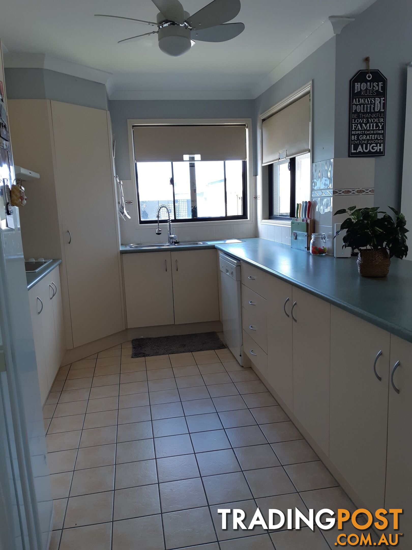 6 213 Brisbane Terrace Goodna QLD 4300