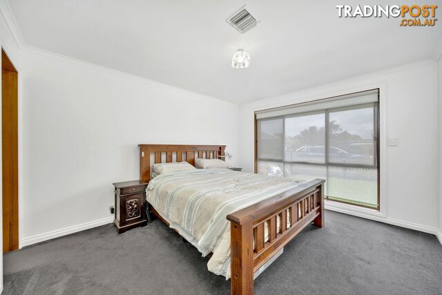 30 Tatman Drive Altona Meadows VIC 3028