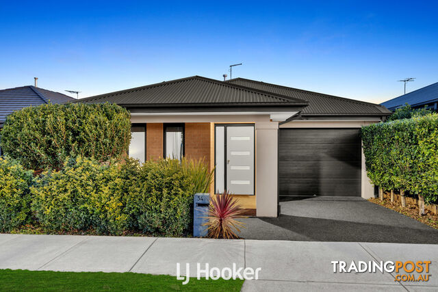 34 Garrard Crescent CLYDE VIC 3978