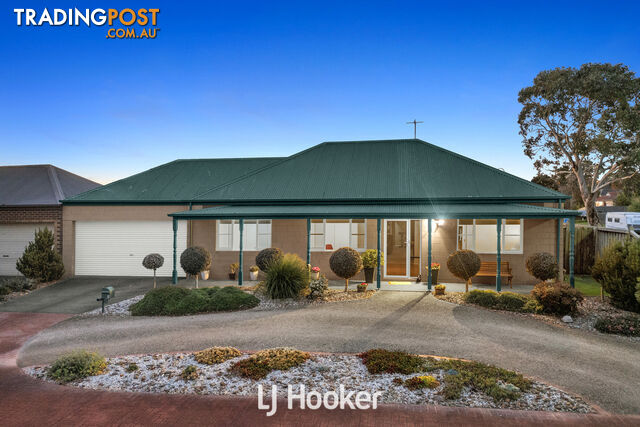 4 Louise Mack Walk LYNBROOK VIC 3975