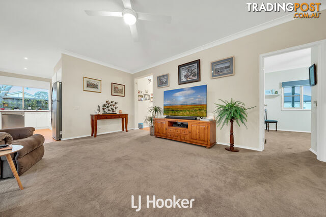 4 Louise Mack Walk LYNBROOK VIC 3975