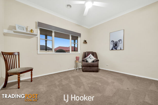 4 Louise Mack Walk LYNBROOK VIC 3975