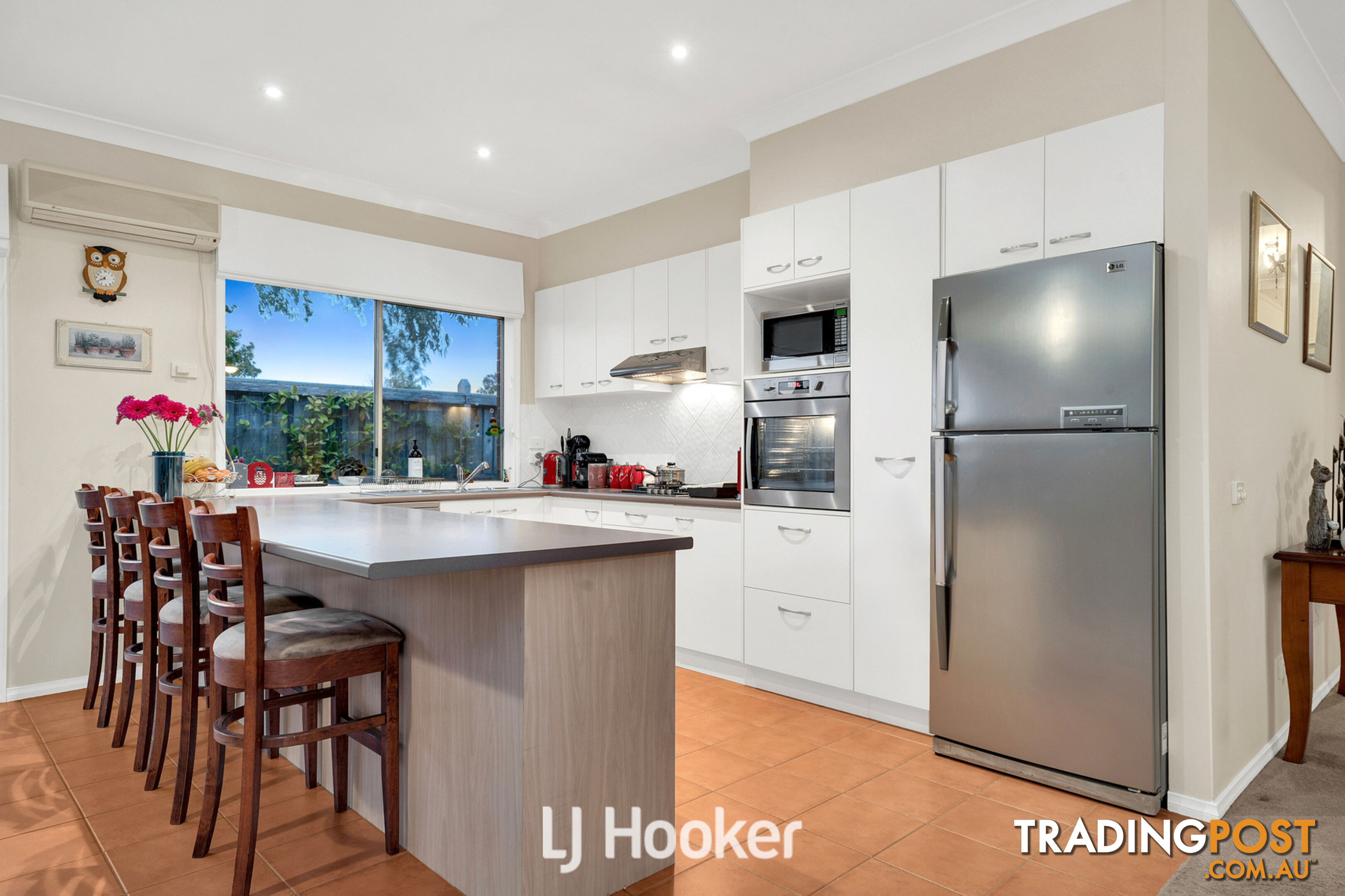 4 Louise Mack Walk LYNBROOK VIC 3975