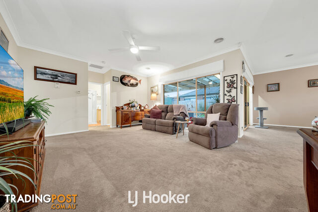 4 Louise Mack Walk LYNBROOK VIC 3975