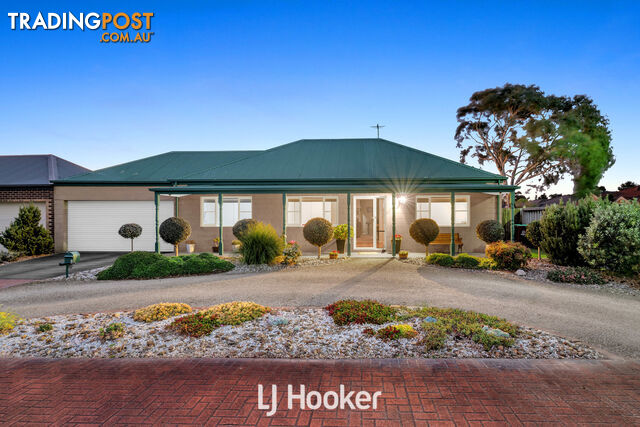 4 Louise Mack Walk LYNBROOK VIC 3975