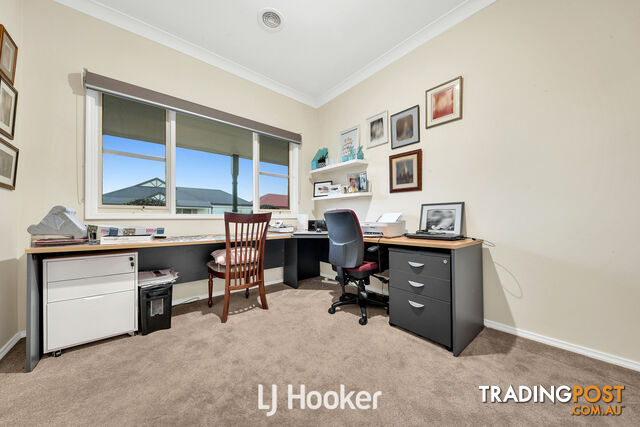 4 Louise Mack Walk LYNBROOK VIC 3975