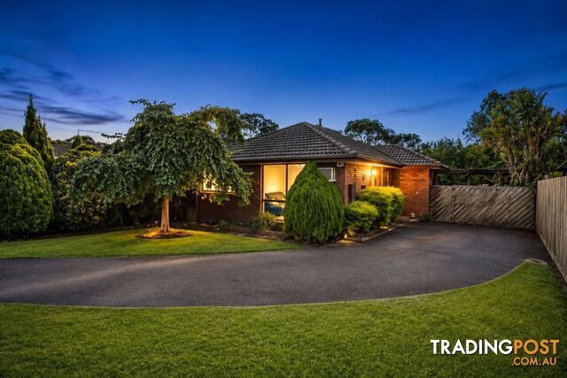 27 Shetland Street ENDEAVOUR HILLS VIC 3802
