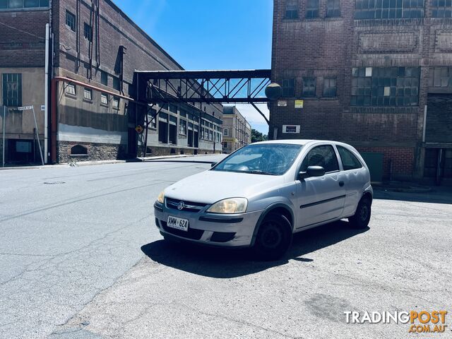 2005 HOLDEN BARINA 5 SP MANUAL 3D HATCHBACK